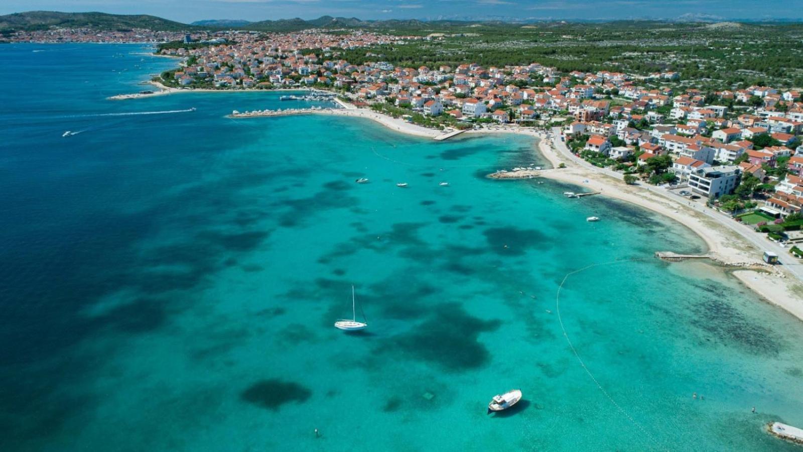 Apartments Vitis - City Centre - Free Parking Vodice Exterior photo